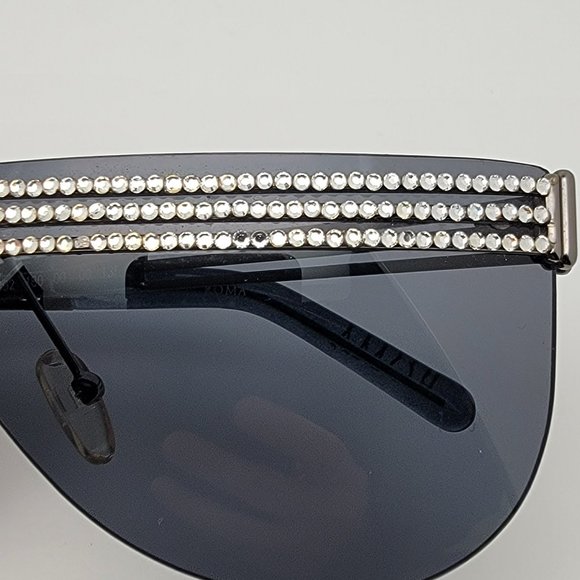 Laura Biagiotti Roma LB85392 180 Gunmetal Frame Grey Lens Shield Sunglasses main image 9